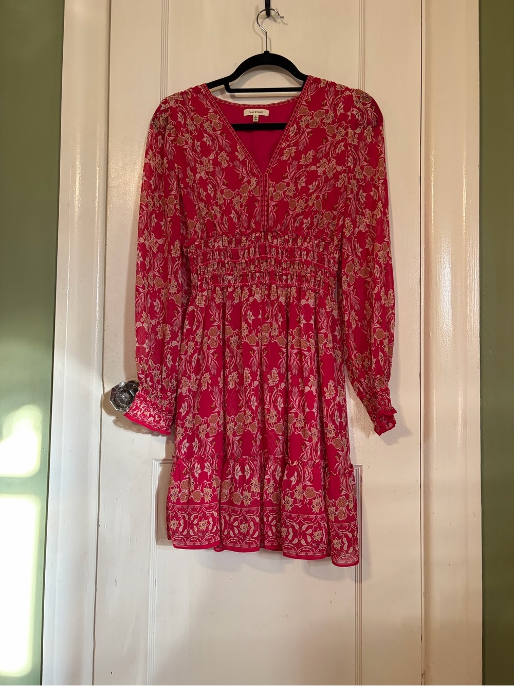 Max Studio Pink Floral V-Neck Smocked Waist Long Sleeve Dress